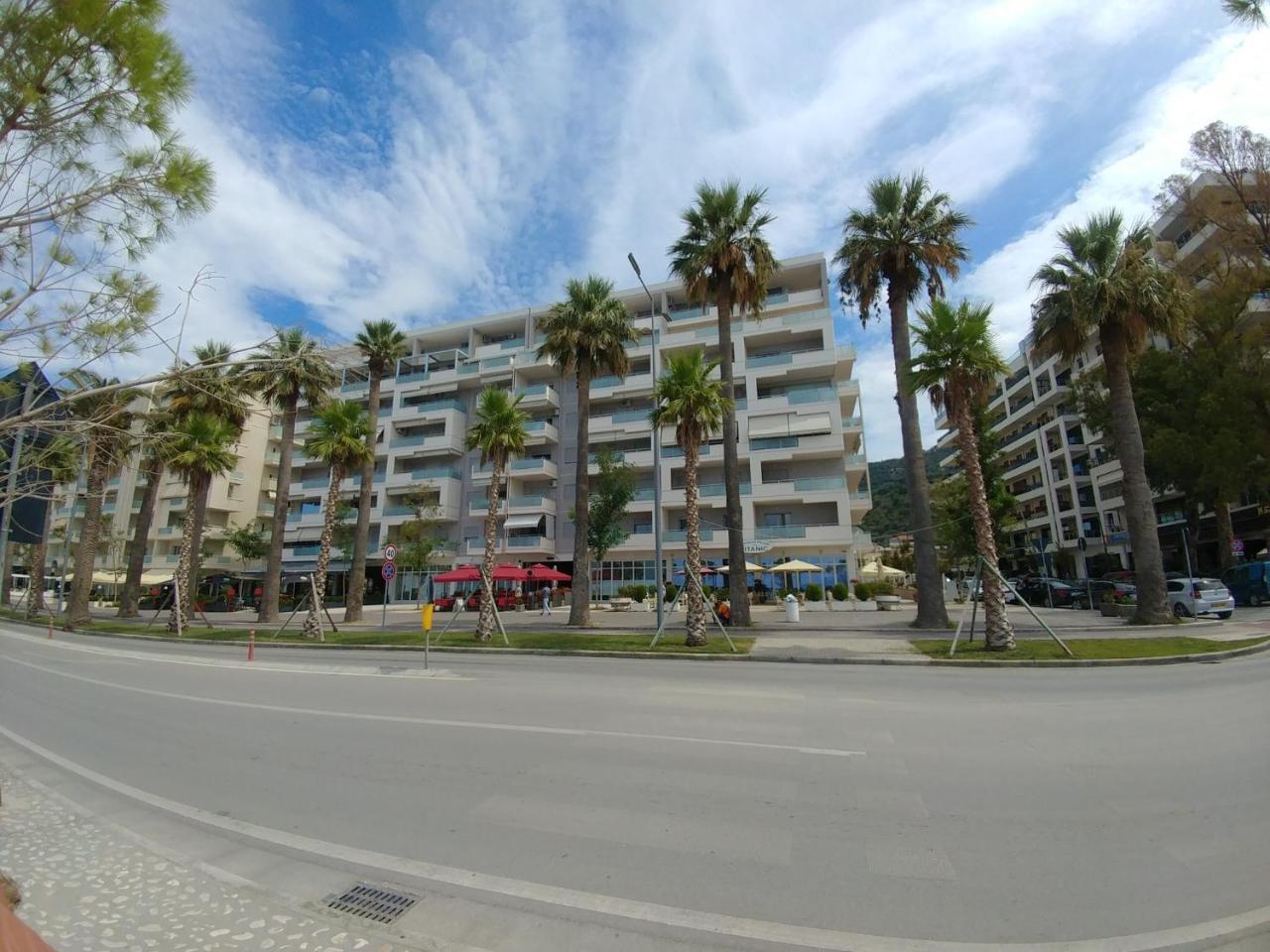 Апартаменти St Beach House Вльора Екстер'єр фото